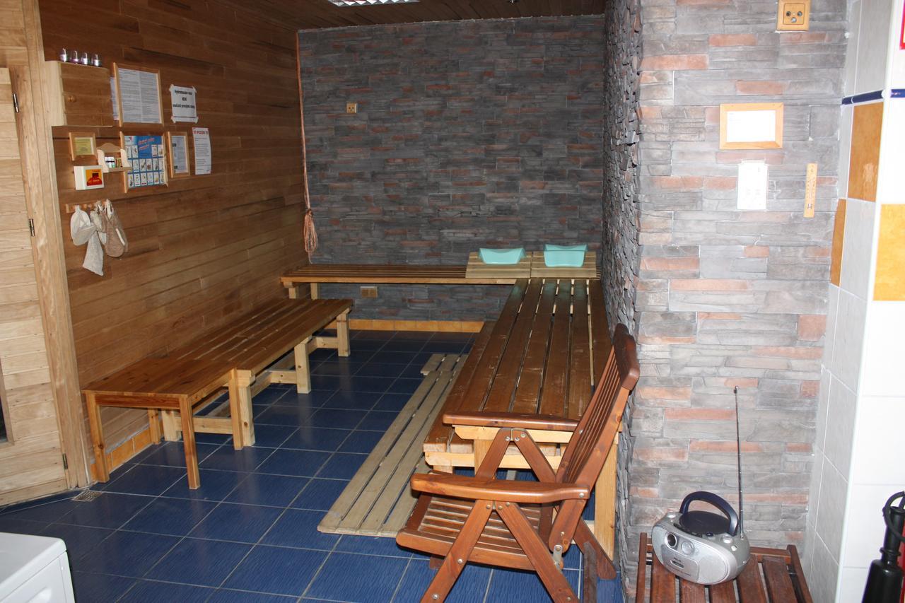 Sporthotel Bk Pod Lipou ロウドニツェ・ナト・ラベム エクステリア 写真