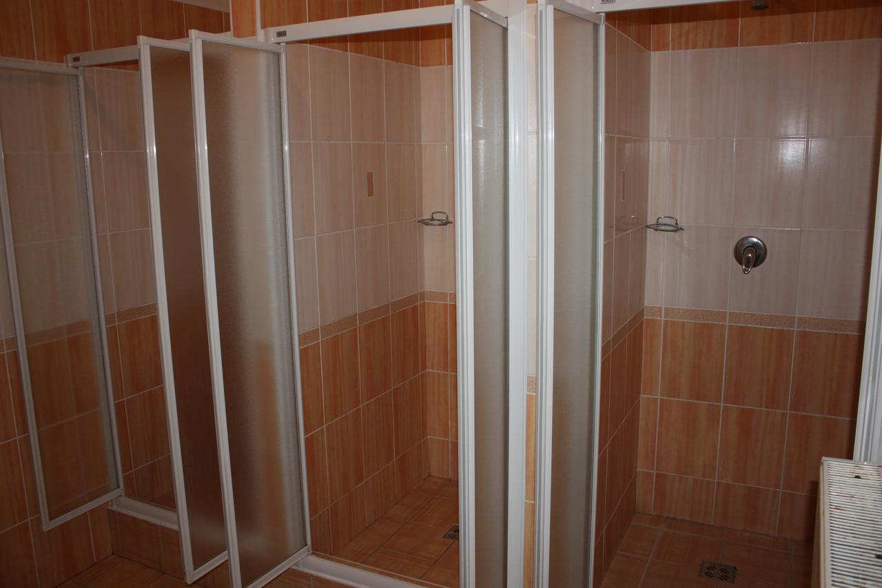 Sporthotel Bk Pod Lipou ロウドニツェ・ナト・ラベム エクステリア 写真
